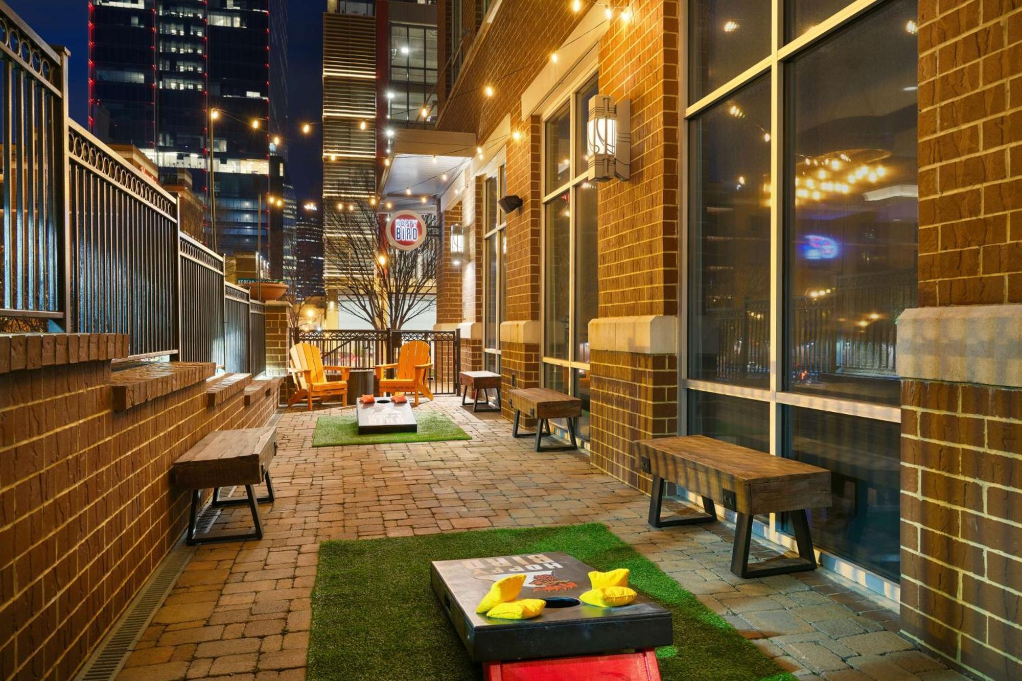 Hilton Garden Inn Nashville Downtown Convention Center Exterior foto